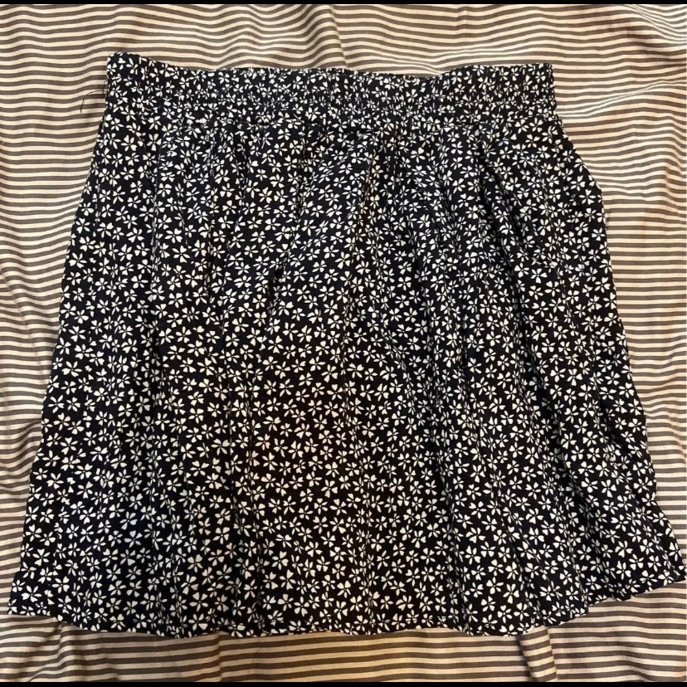 Brandy Melville Floral Skirt